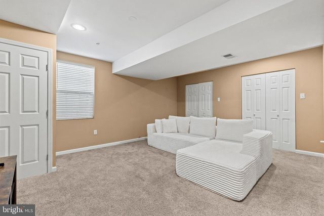 125 CEDAR RUN DR, York, PA 17404