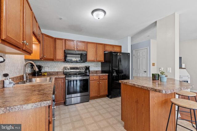 125 CEDAR RUN DR, York, PA 17404