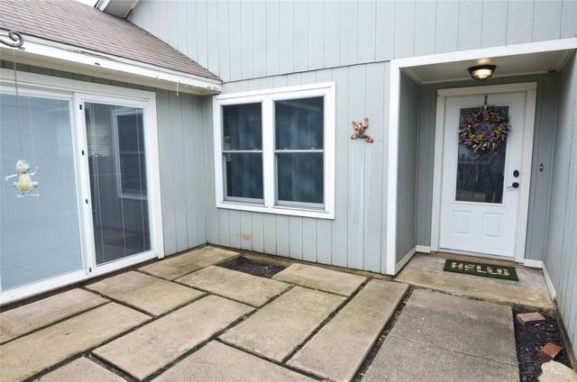 2406 Redbrook Court, Arlington, TX 76014