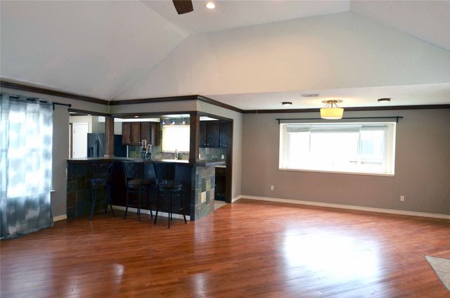 2406 Redbrook Court, Arlington, TX 76014