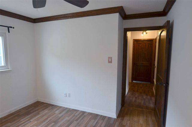 2406 Redbrook Court, Arlington, TX 76014