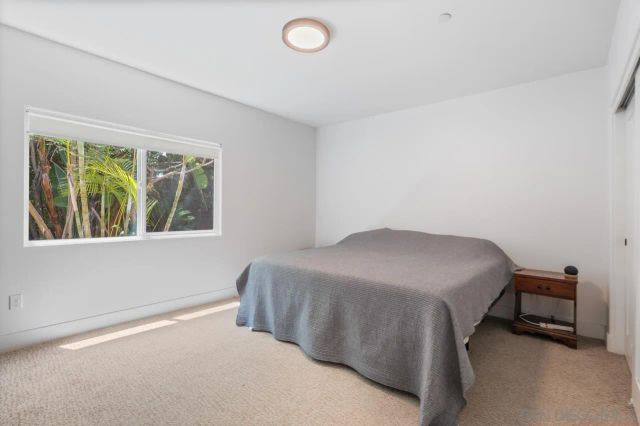 1180 Devonshire Dr, Encinitas, CA 92024