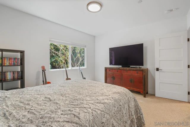 1180 Devonshire Dr, Encinitas, CA 92024