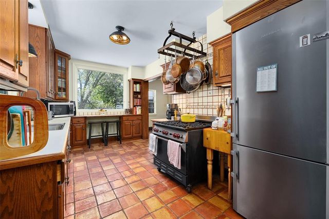 1435 Park Avenue, Eau Claire, WI 54701