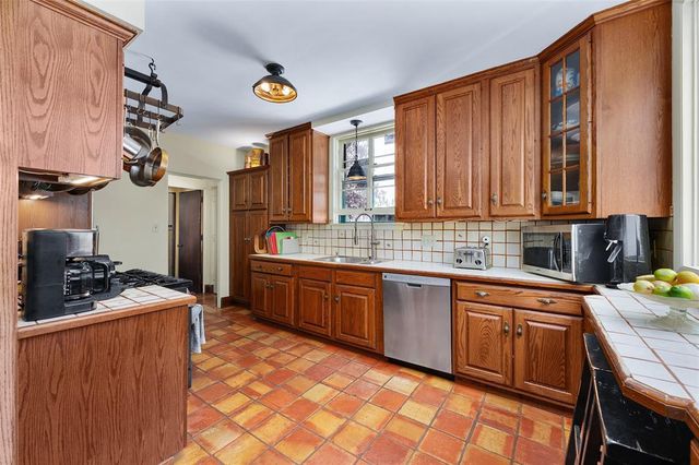 1435 Park Avenue, Eau Claire, WI 54701