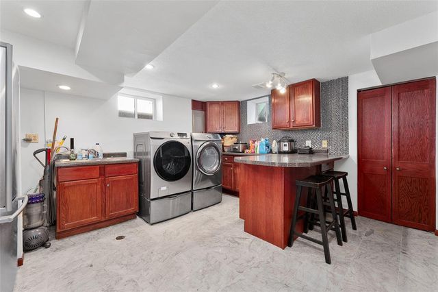 1435 Park Avenue, Eau Claire, WI 54701