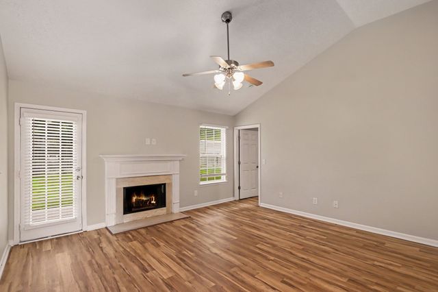 8469 Lawson Dr, Antioch, TN 37013