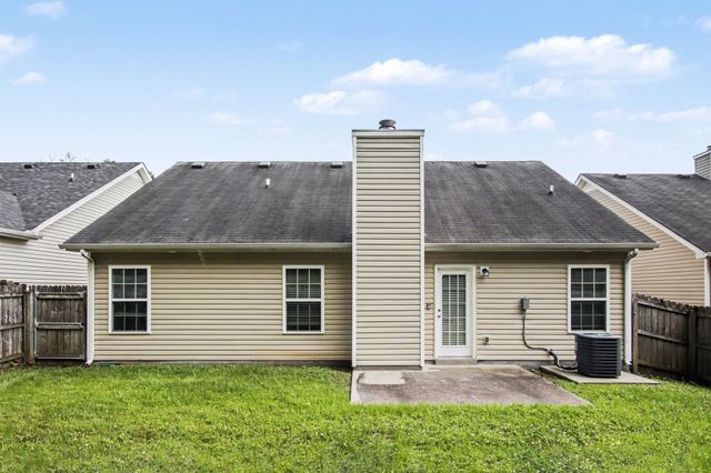 8469 Lawson Dr, Antioch, TN 37013