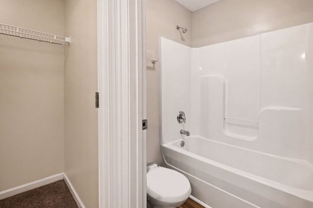 8469 Lawson Dr, Antioch, TN 37013