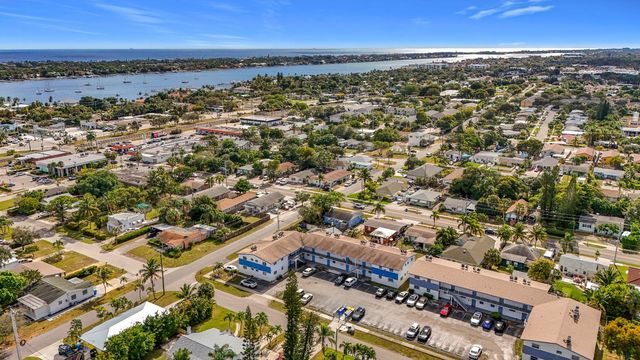 410 W Palm Street, Lantana, FL 33462