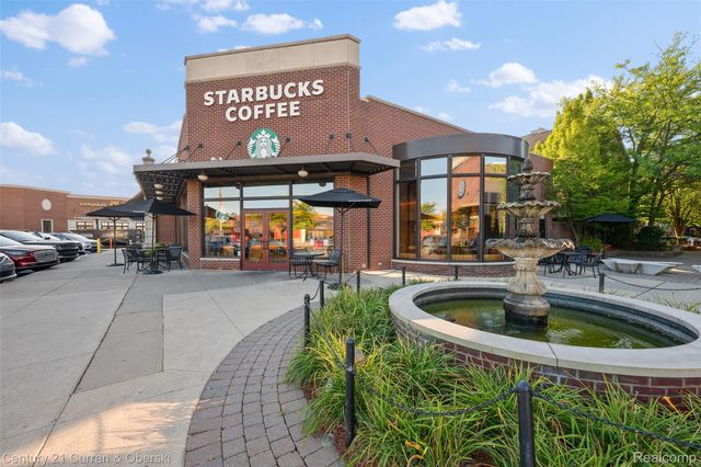 22123 W VILLAGE Drive, Dearborn, MI 48124