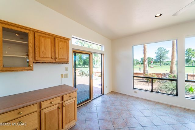 432 E Los Rincones, Green Valley, AZ 85614