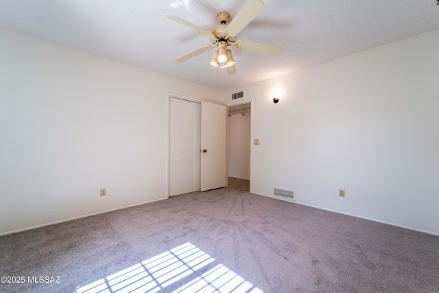 432 E Los Rincones, Green Valley, AZ 85614