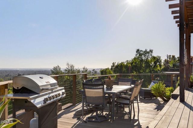 559 N Loop Drive, Camarillo, CA 93010