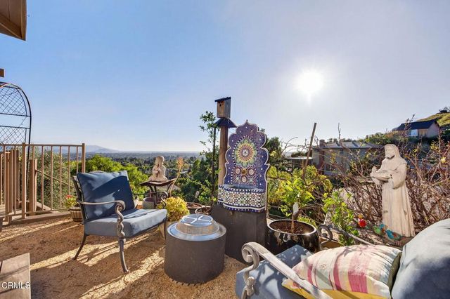 559 N Loop Drive, Camarillo, CA 93010