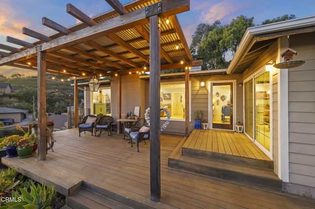 559 N Loop Drive, Camarillo, CA 93010