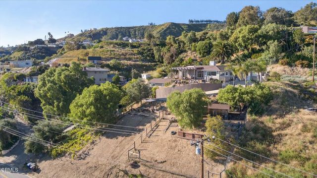 559 N Loop Drive, Camarillo, CA 93010