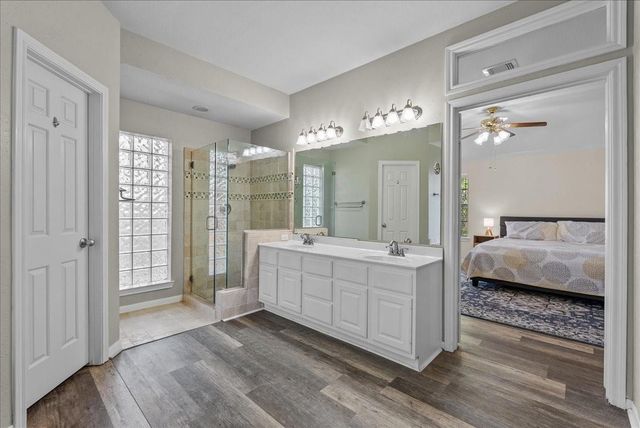 14403 Circlewood Way, Houston, TX 77062