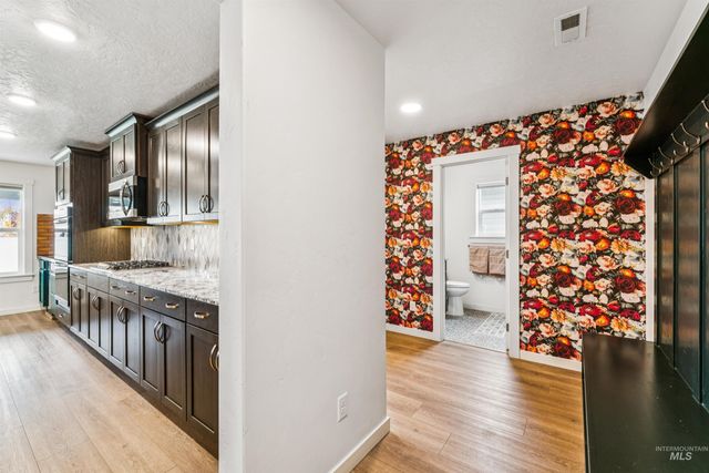 7578 E Wheatley Street, Nampa, ID 83687