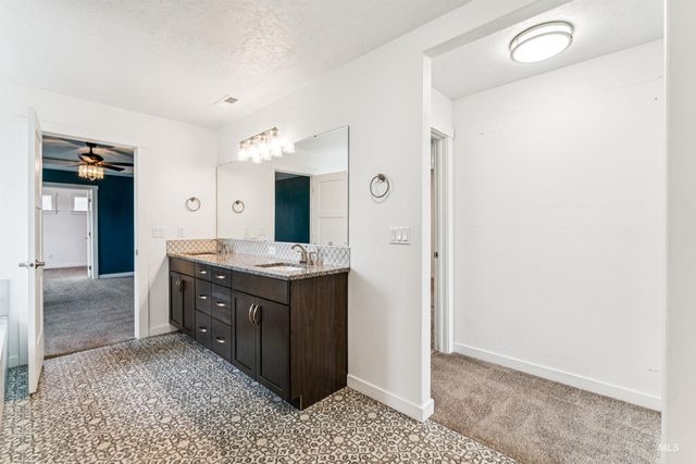 7578 E Wheatley Street, Nampa, ID 83687