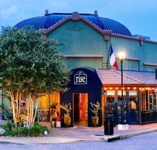 7640 W Greenway Boulevard 6E, Dallas, TX 75209