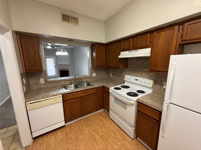 9601 Forest Lane 414, Dallas, TX 75243