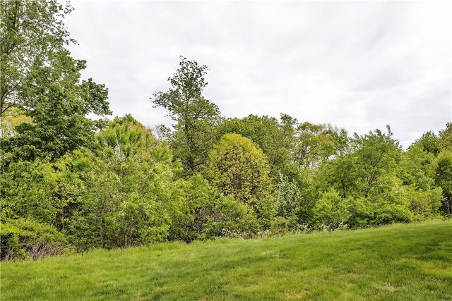 721 Roosevelt Blvd, New Sewickley Twp, PA 15042