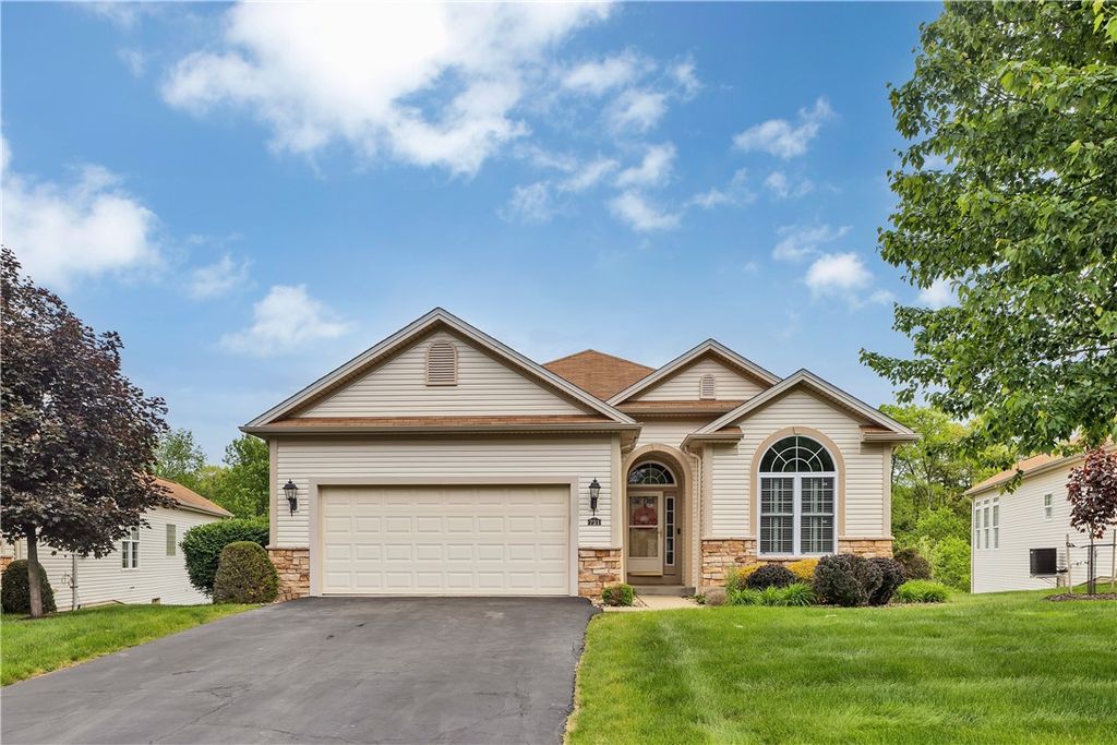 721 Roosevelt Blvd, New Sewickley Twp, PA 15042