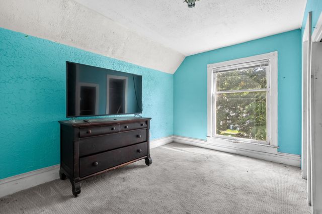 829 Simpson Street, Kalamazoo, MI 49007