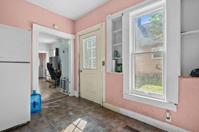 829 Simpson Street, Kalamazoo, MI 49007