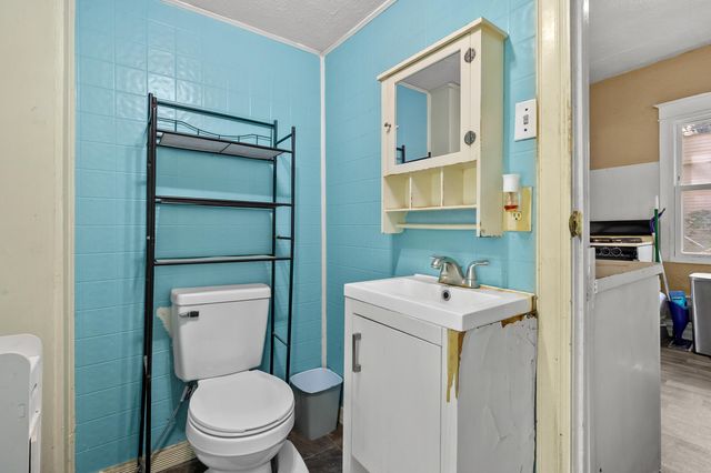 829 Simpson Street, Kalamazoo, MI 49007