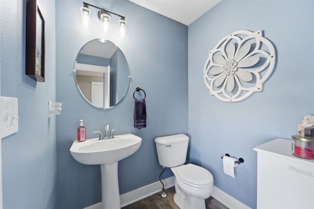 13010 Westbrook Drive, Urbandale, IA 50323