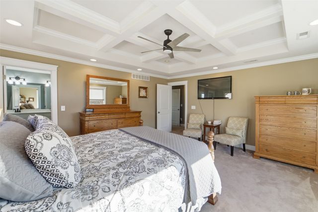 13010 Westbrook Drive, Urbandale, IA 50323