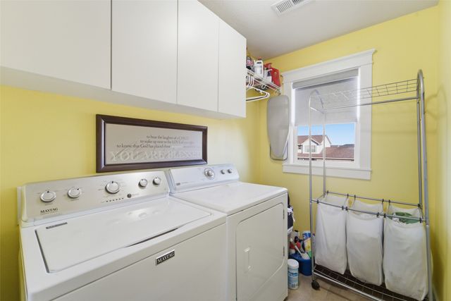 13010 Westbrook Drive, Urbandale, IA 50323