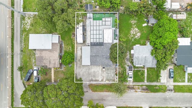 6404 Meade St, Hollywood, FL 33024