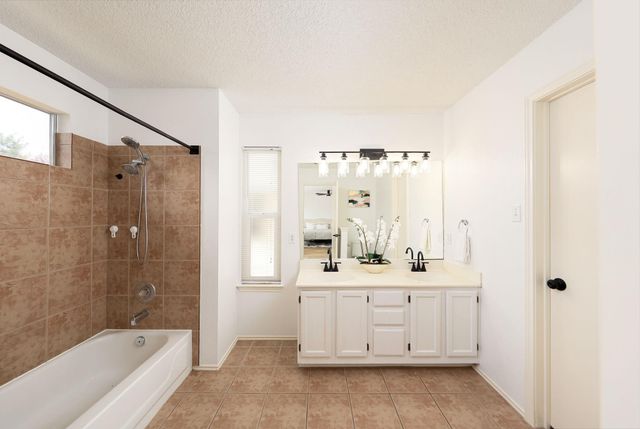 13208 Vendrell DR, Austin, TX 78729