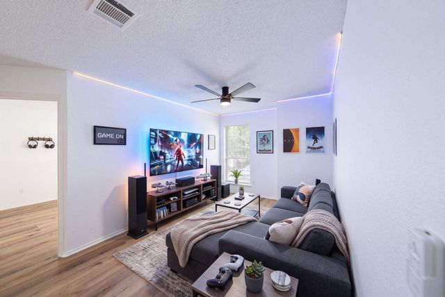 13208 Vendrell DR, Austin, TX 78729