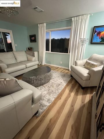 2269 Cypress AVE, San Pablo, CA 94806