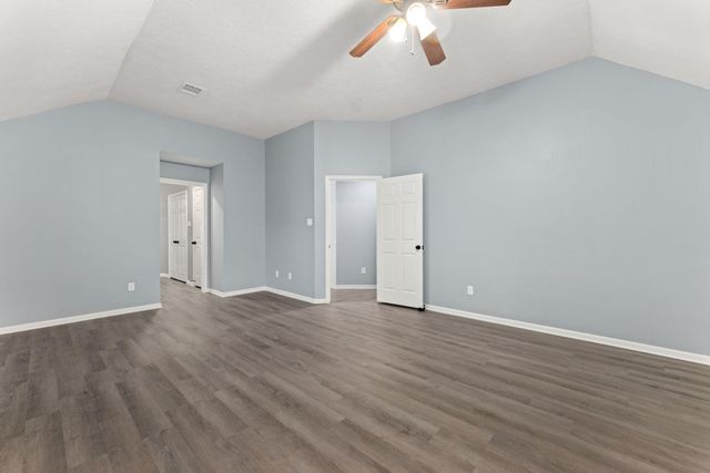 102 Lindencrest Court, Sugar Land, TX 77479