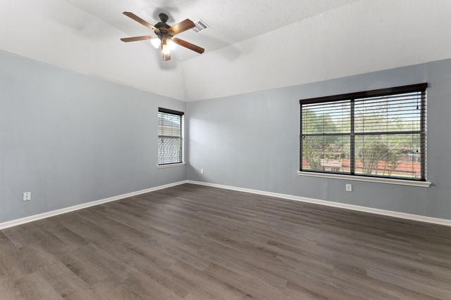 102 Lindencrest Court, Sugar Land, TX 77479