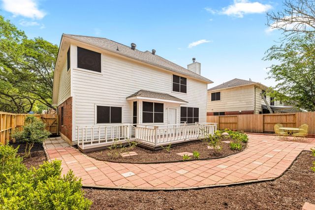 102 Lindencrest Court, Sugar Land, TX 77479