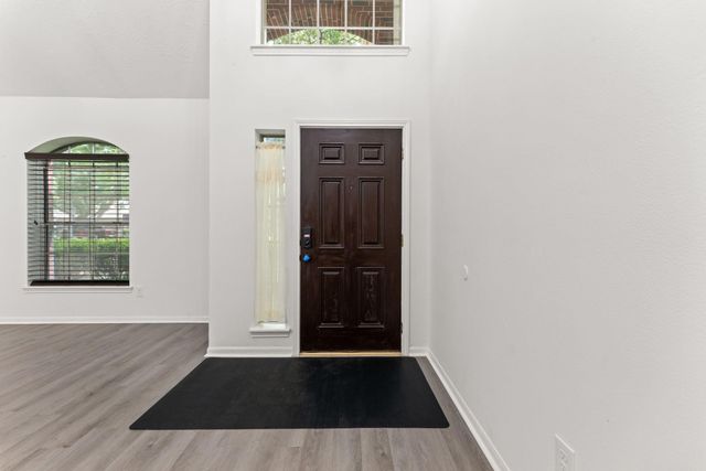 102 Lindencrest Court, Sugar Land, TX 77479