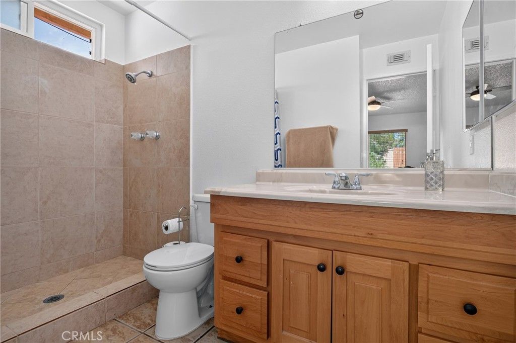 Image 24 of property listing at 37023 Turner Drive, Palmdale, CA 93550