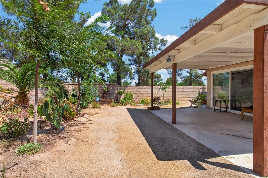 Image 27 of property listing at 37023 Turner Drive, Palmdale, CA 93550