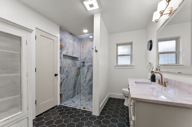 380 Farr Altom Road, Seagoville, TX 75159
