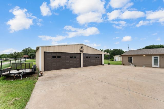 380 Farr Altom Road, Seagoville, TX 75159