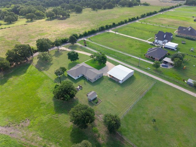 380 Farr Altom Road, Seagoville, TX 75159