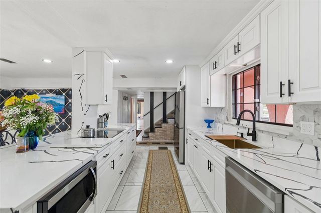 1238 FLOTILLA DRIVE, Holiday, FL 34690