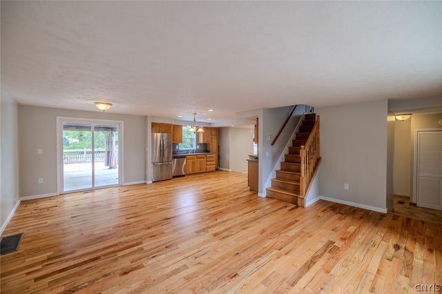 4211 Inverrary Drive, Clay, NY 13090