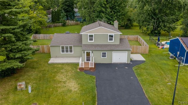 4211 Inverrary Drive, Clay, NY 13090